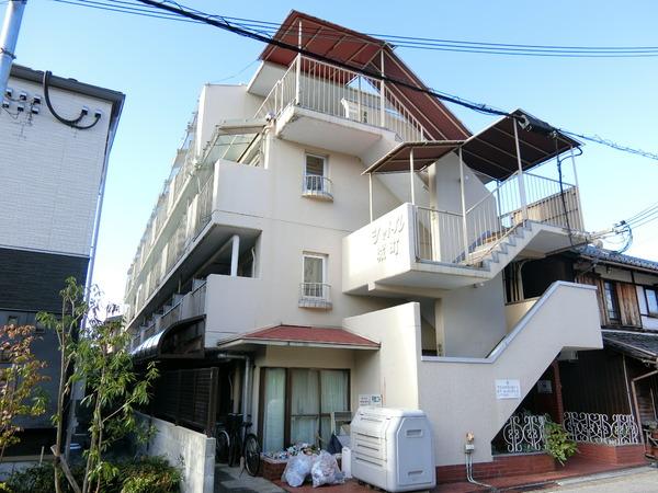 シャトル城町