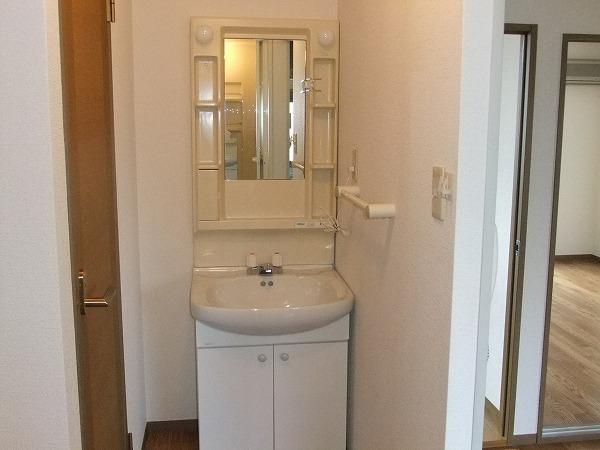 ＥＡＳＴ　ＮＯＮＡＭＩ壱番館