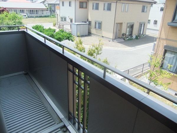 彦根市東沼波町のアパート