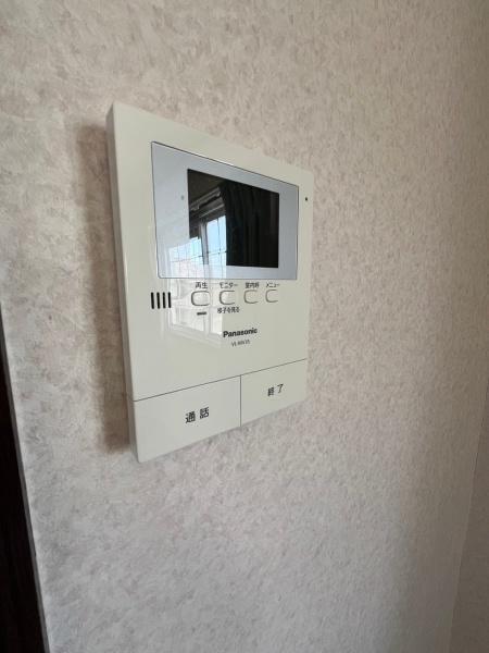 米原市下多良３丁目のアパート