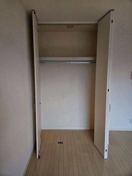 ブリリアント　ガーデン　（Ａ棟）