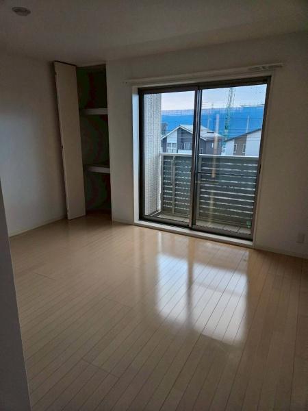 ブリリアント　ガーデン　（Ａ棟）