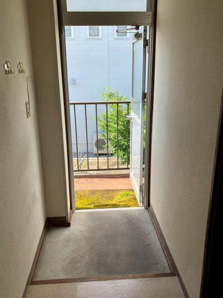 彦根市野田山町の倉庫