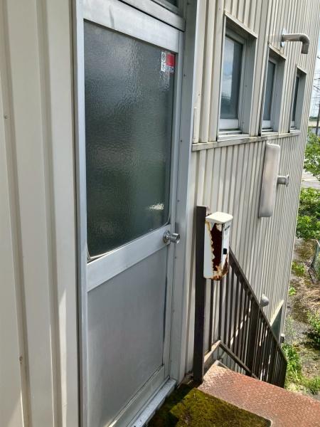 彦根市野田山町の倉庫