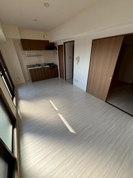 スーリール１番館