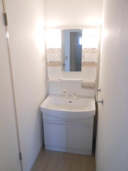 レークハイツ伊庭２