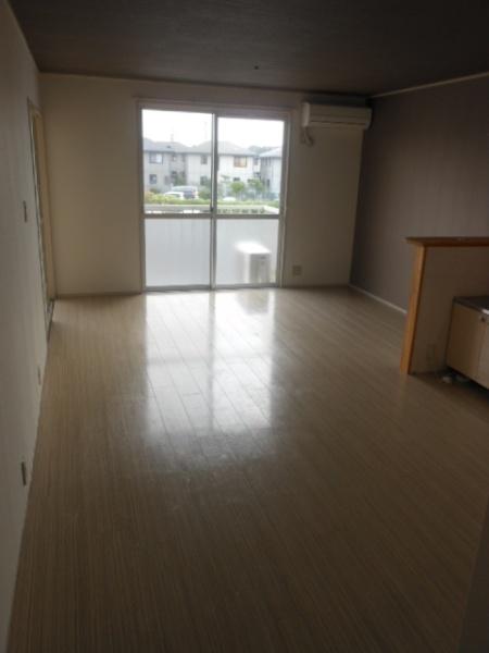 レークハイツ伊庭２