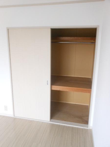 レークハイツ伊庭２