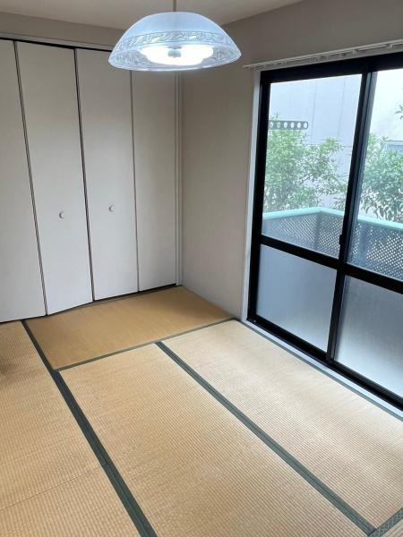 彦根市長曽根南町のアパート