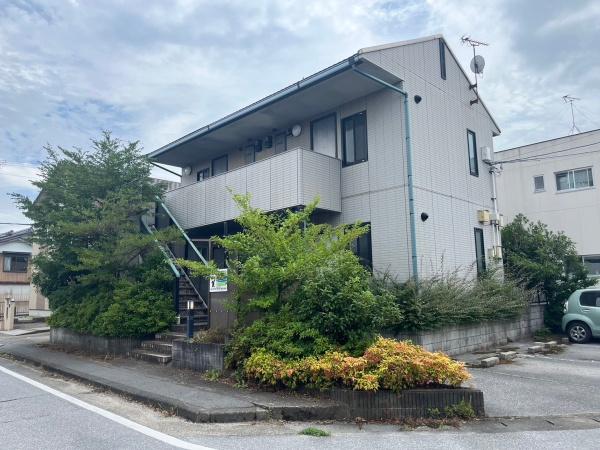 彦根市長曽根南町のアパート