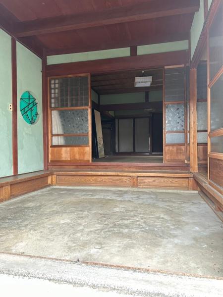 米原市樋口の貸家