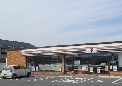 彦根市南川瀬町のマンション(セブンイレブン彦根南川瀬町店)