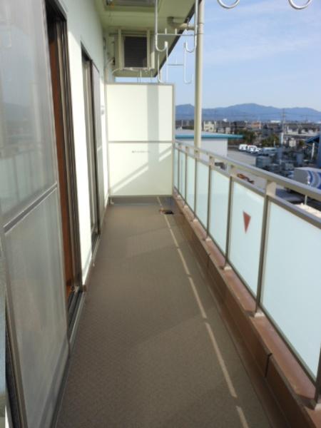 彦根市南川瀬町のマンション