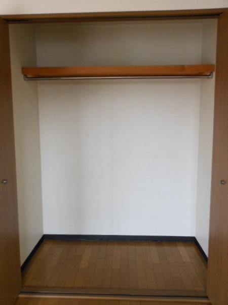 シャトル弐番館