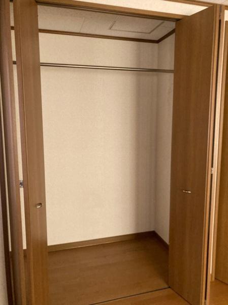 彦根市葛籠町の貸家