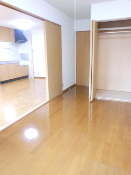 ハイツレインボー