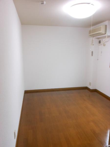 ハイツレインボー