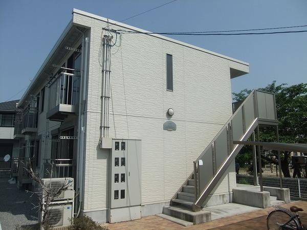 彦根市長曽根南町のアパート