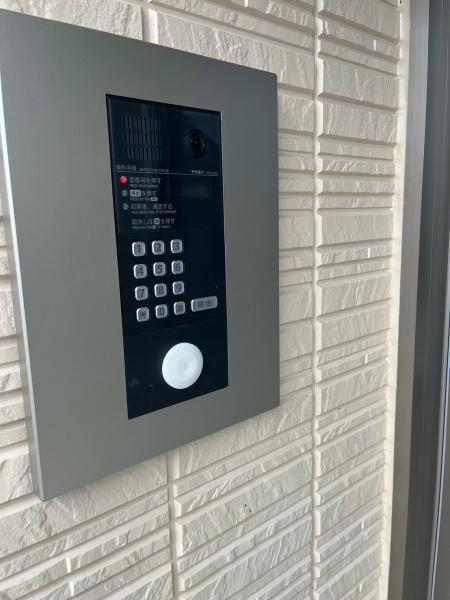 米原市下多良３丁目のマンション