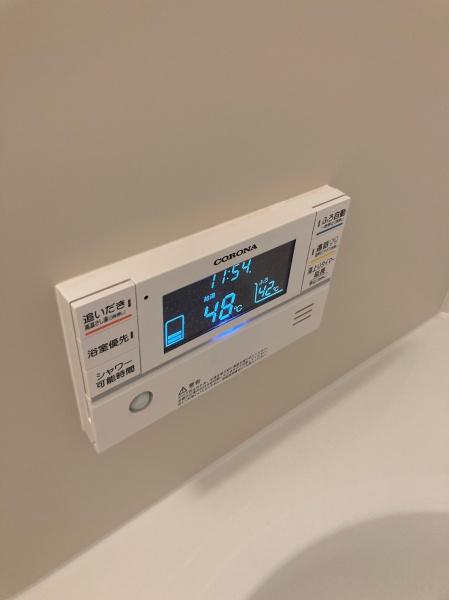 米原市下多良２丁目のアパート