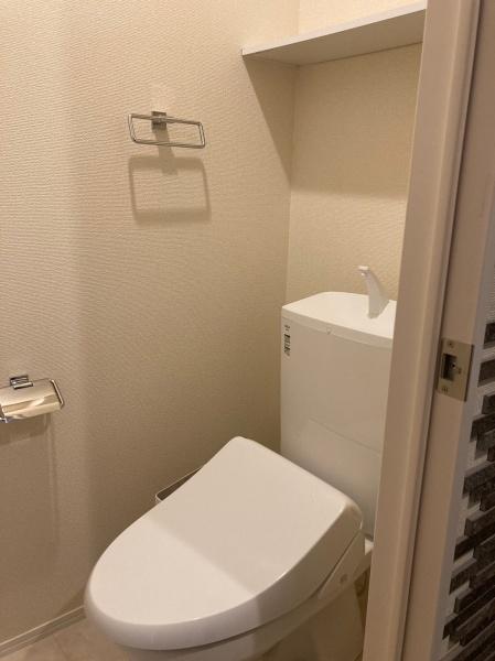 米原市下多良２丁目のアパート