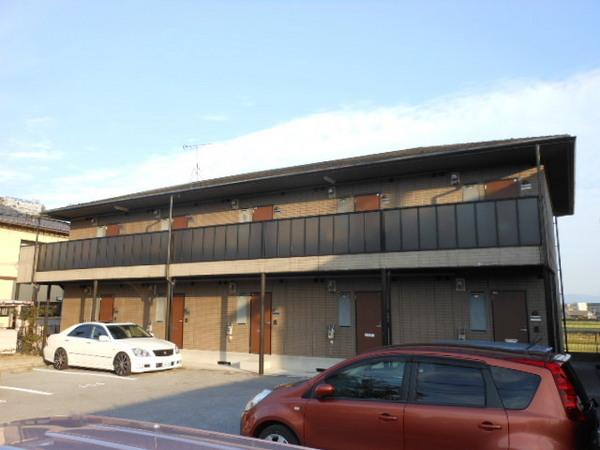 彦根市八坂町のアパート
