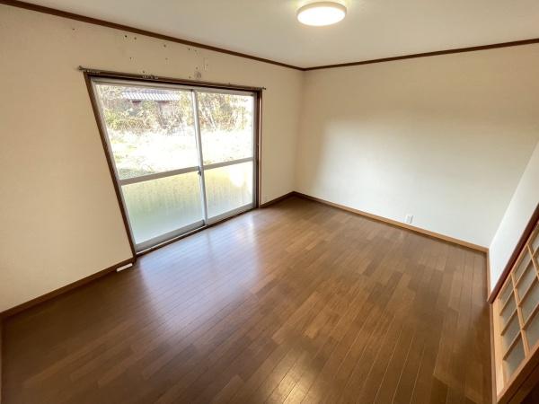 米原市上多良町借家