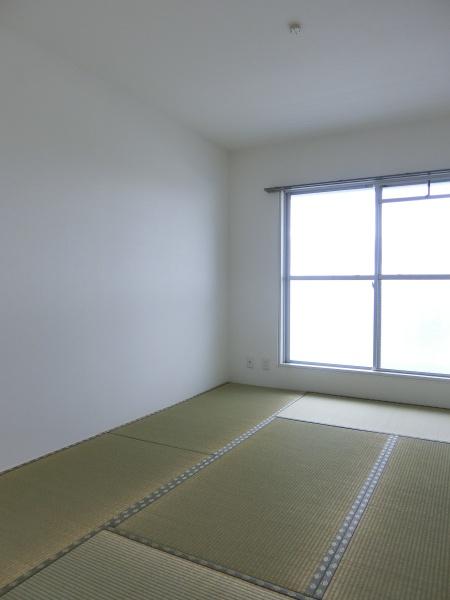 アクシスＫＡＷＡＳＥ