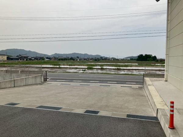 愛知郡愛荘町平居の倉庫