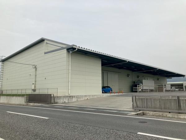 愛知郡愛荘町平居の倉庫