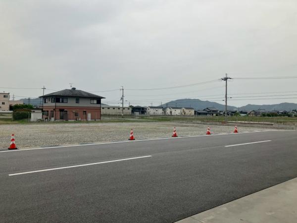 愛知郡愛荘町平居の倉庫