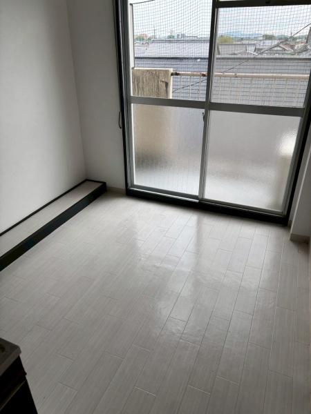 シャトル城町
