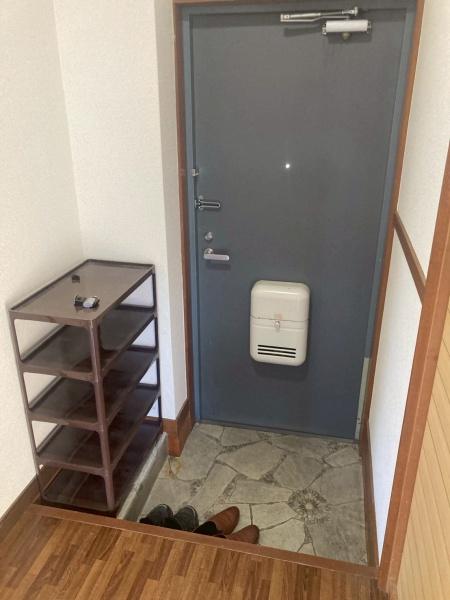 伊藤マンション2(玄関)