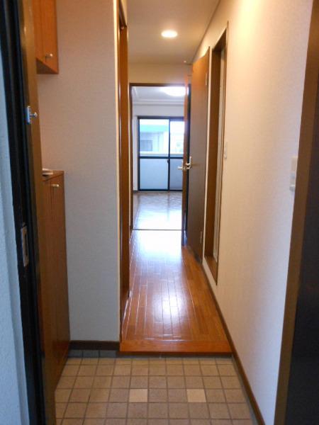 彦根市西今町のアパート
