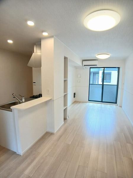 ウィズ・テール南彦根２号館