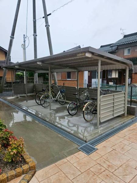 ウィズ・テール南彦根１号館