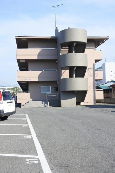 ファミール伊藤