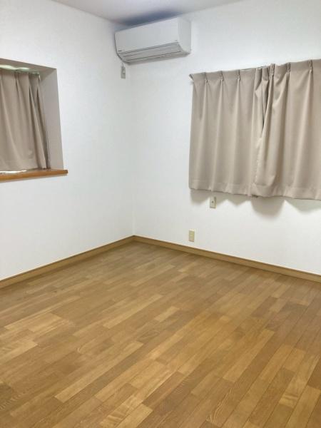 滋賀県彦根市日夏町７１３－１１