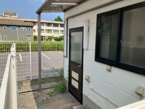 彦根市平田町の店舗・事務所