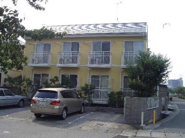 彦根市長曽根南町のアパート