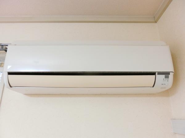 彦根市長曽根南町のアパート