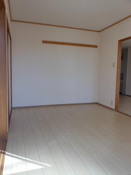 グリーンタウン杉原　Ｅ棟