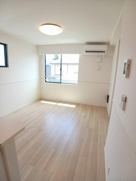 ウィズ・テール南彦根１号館