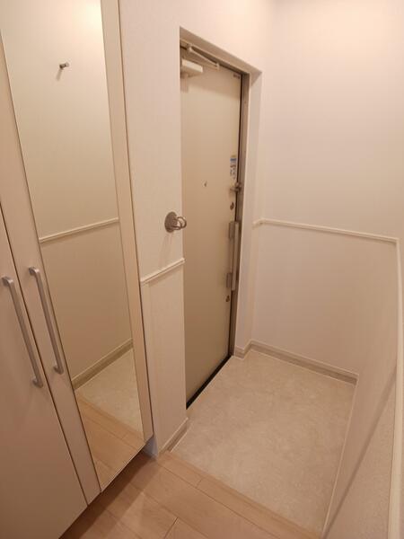 フルール彦根(玄関)