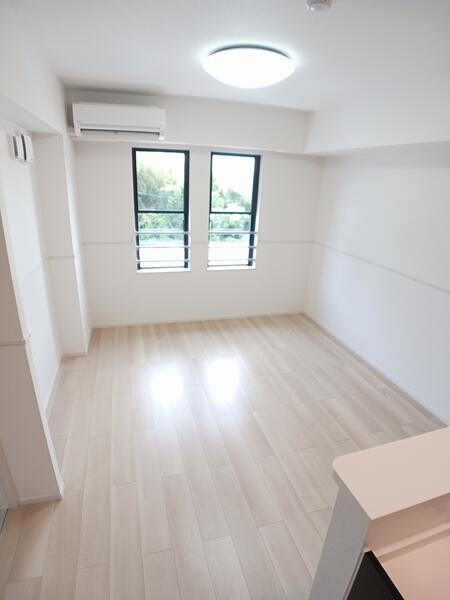 フルール彦根(リビング)