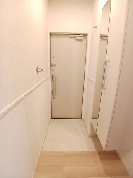 フルール彦根(玄関)