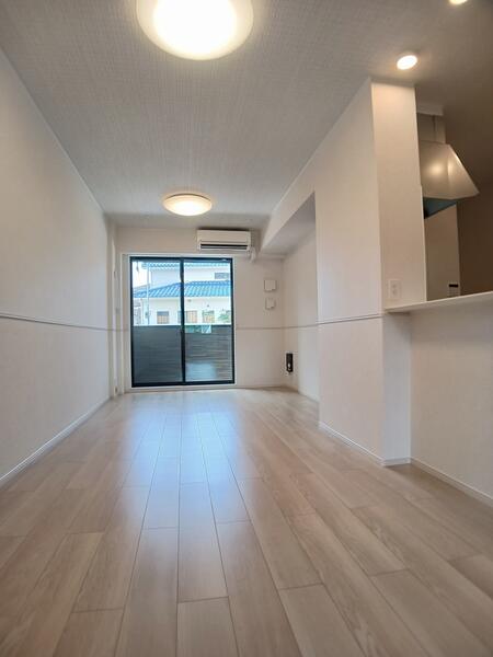 ヒカルサ彦根松原町