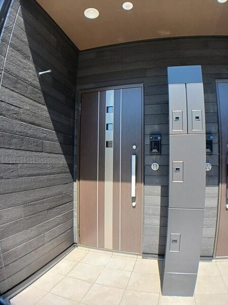 アイプレイス彦根2(玄関)