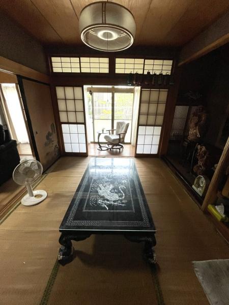 彦根市大藪町の貸家