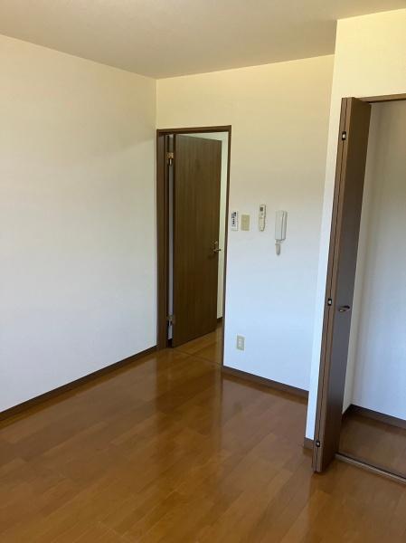 山東アパート２